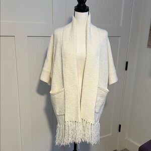 Banana Republic Factory Cream Cardigan Sweater NWT